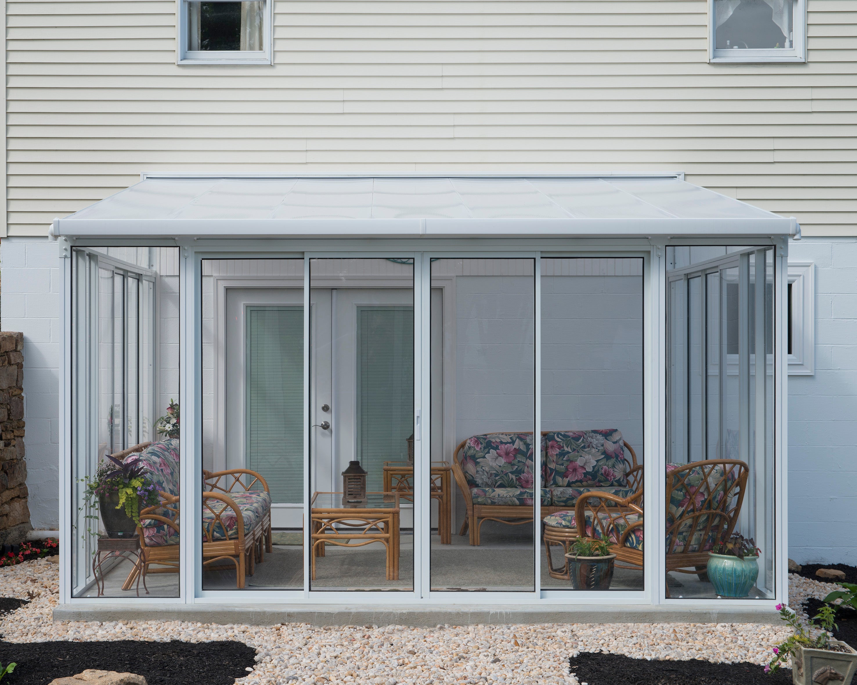 SanRemo 13'x10'x14' Lean to Garden House