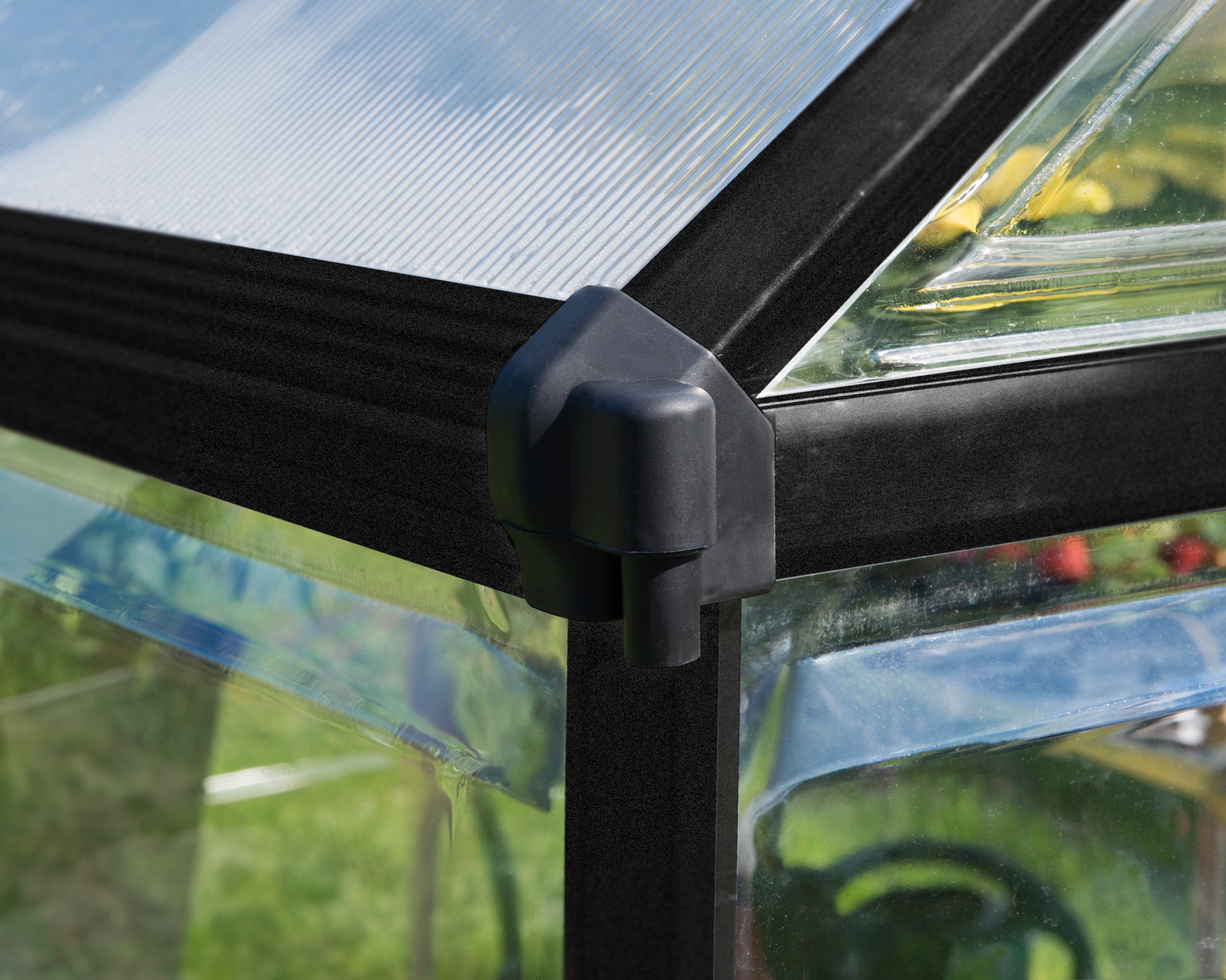 Hybrid™ 6x7X8.ft Clear Wall Greenhouse