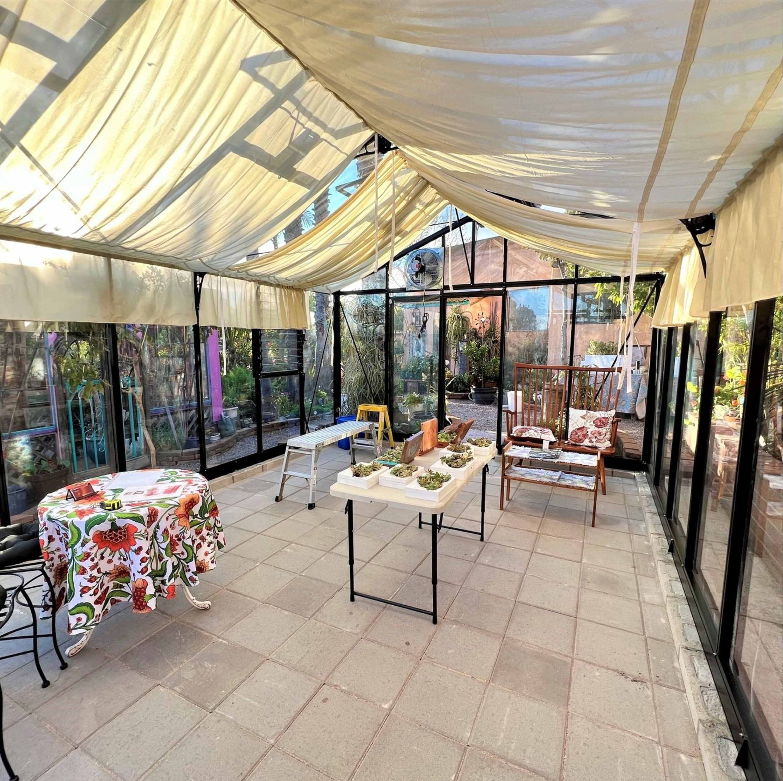 Royal. Victorian™ 12X9X19.ft VI46 Greenhouse