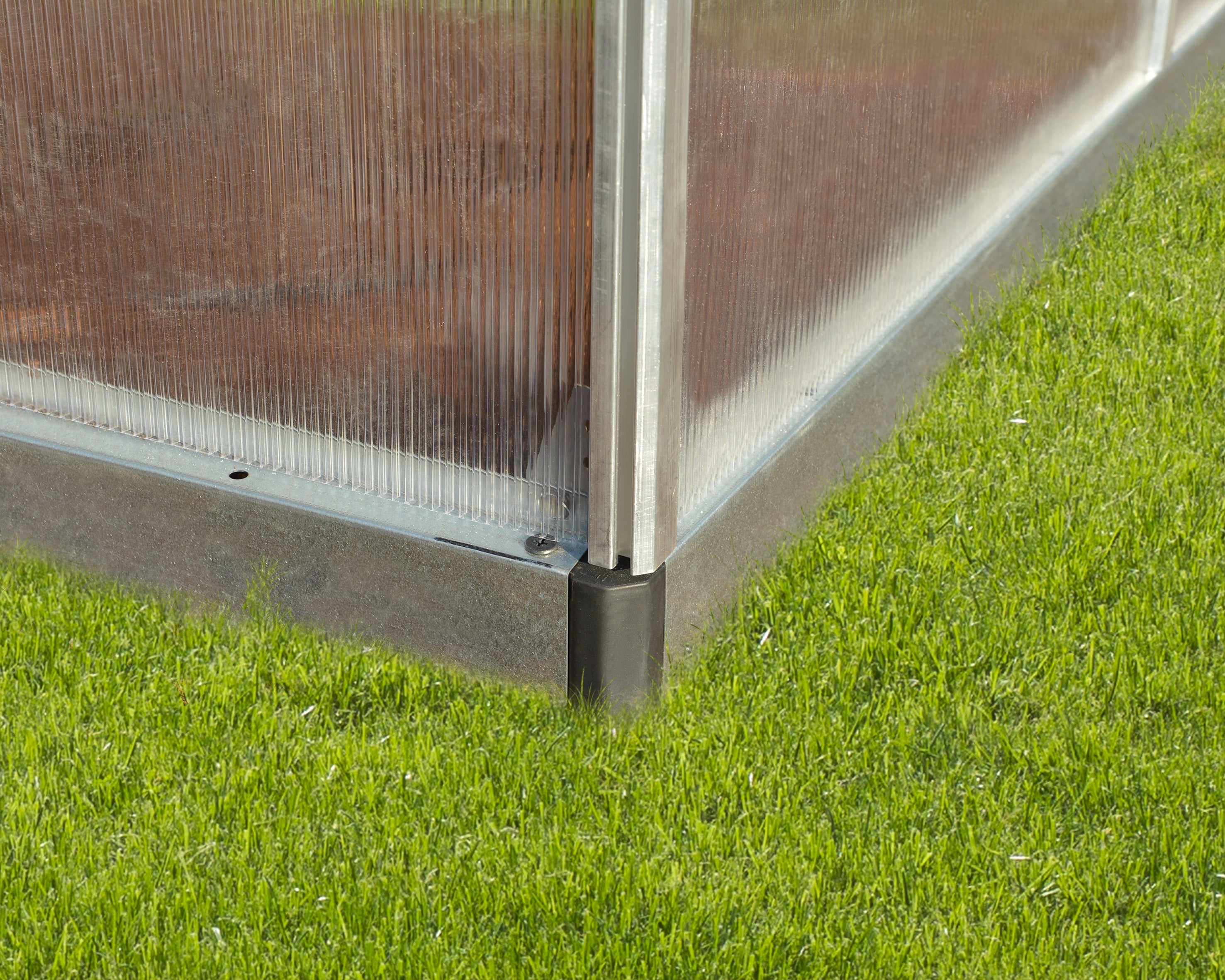 Bella Greenhouse - Bella™ 8x8x12.ft Twin Wall Greenhouse
