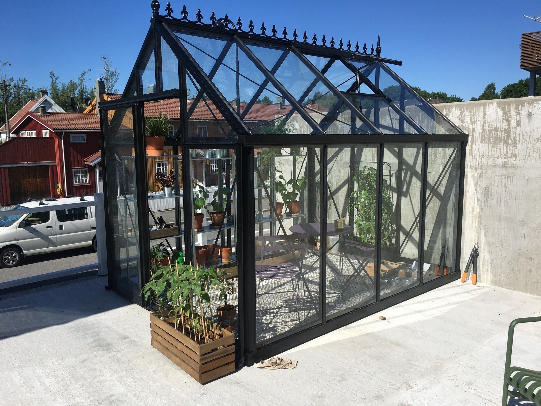 Jr Victorian Greenhouse - Jr Victorian™ 8X8X10.ft VIC 23 Glass Wall Greenhouse