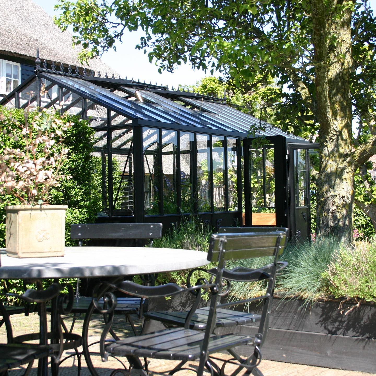Retro Victorian Greenhouse - Retro.Victorian™ 10X9X15.ft VI36 Premium Greenhouse