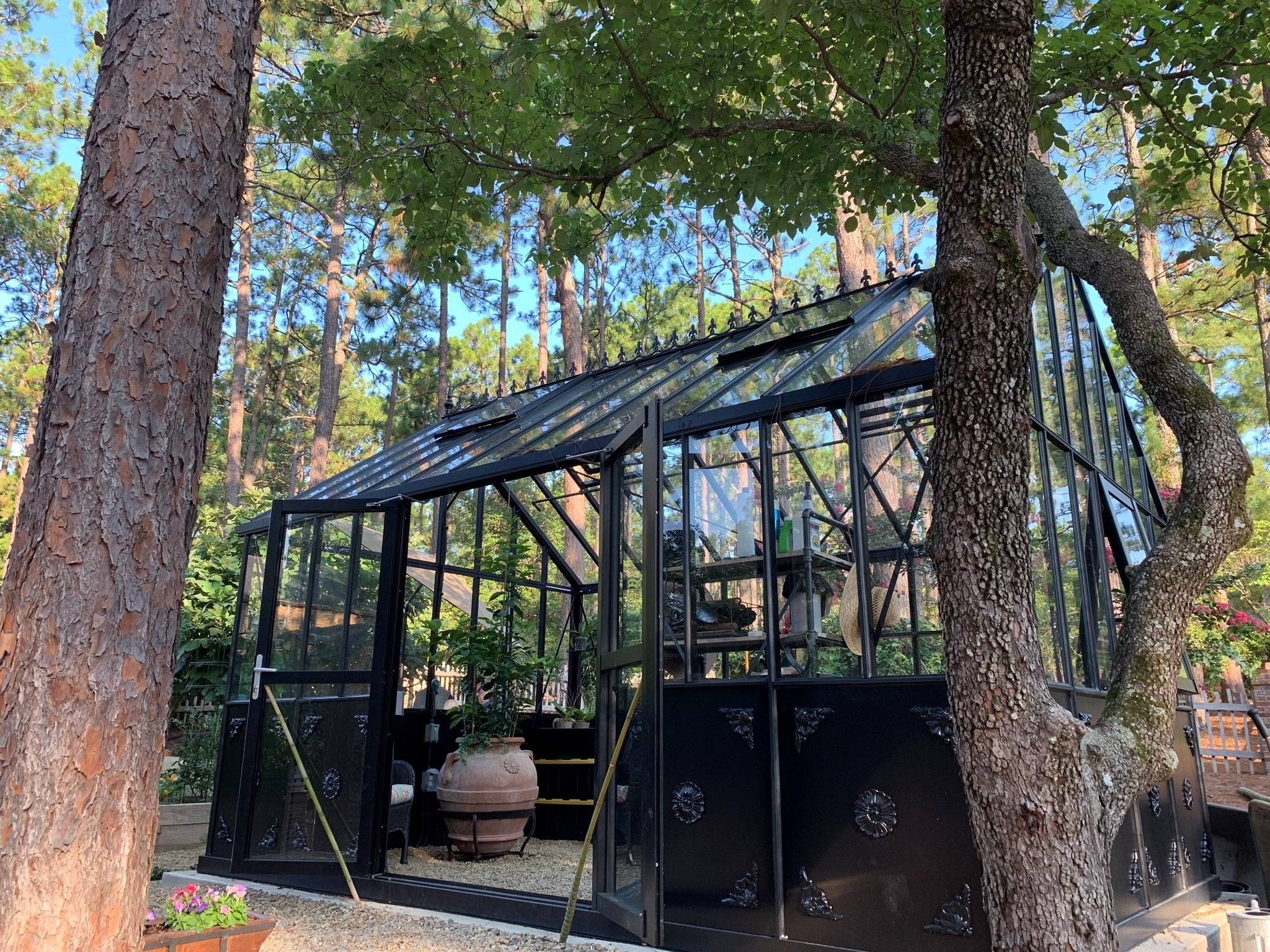 Retro Victorian Greenhouse - Retro.Victorian™ 13X9X20.ft VI46 Premium Greenhouse