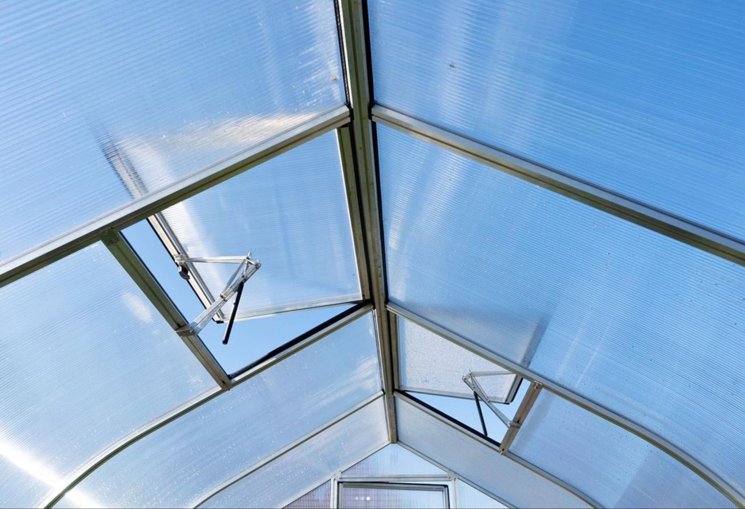 RIGA L Greenhouse - RIGA 3™ 10X7X10.ft Greenhouse/Special Kit