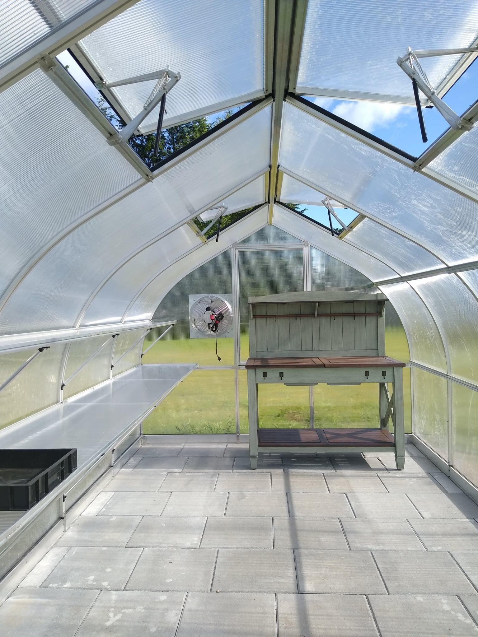 RIGA L Greenhouse - RIGA 5™ 10X7X18.ft Greenhouse/Special Kit