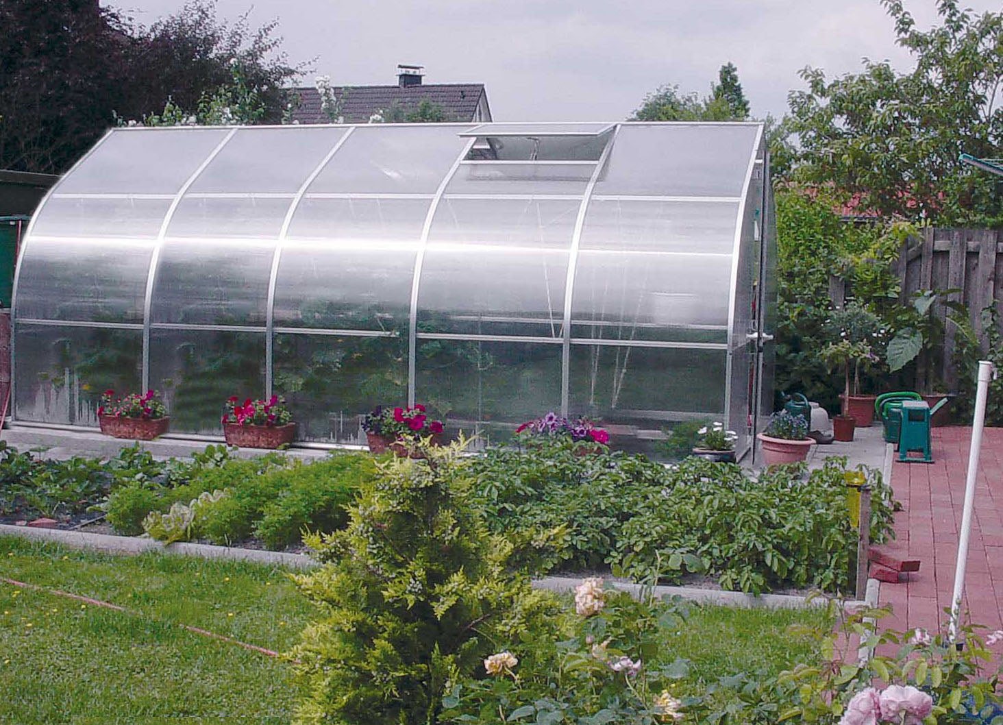 RIGA L Greenhouse - RIGA 5™ 10X7X18.ft Greenhouse/Special Kit