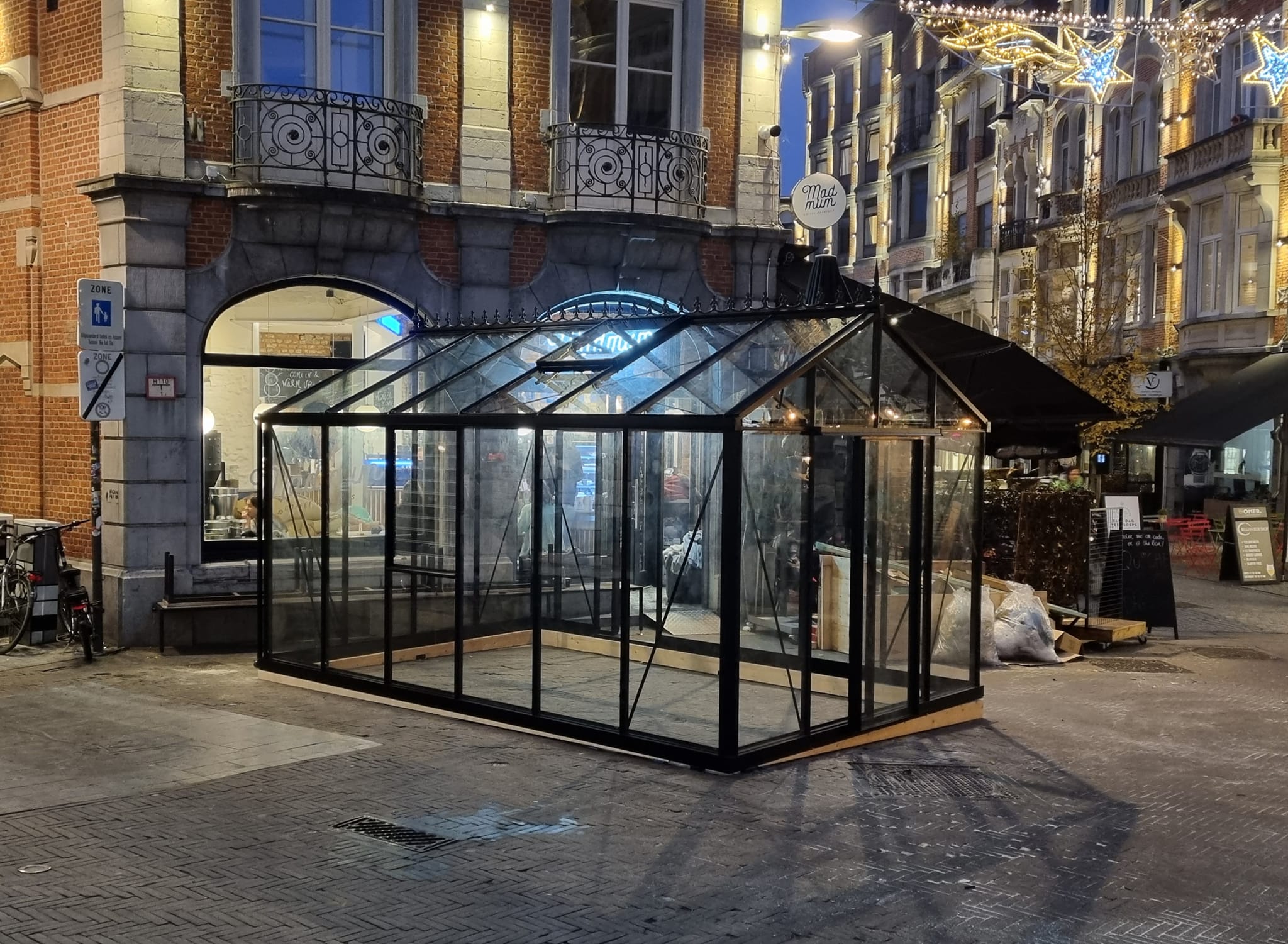 Royal Victorian Greenhouse - Royal Victorian™ 10X9X15.ft VI34 Greenhouse