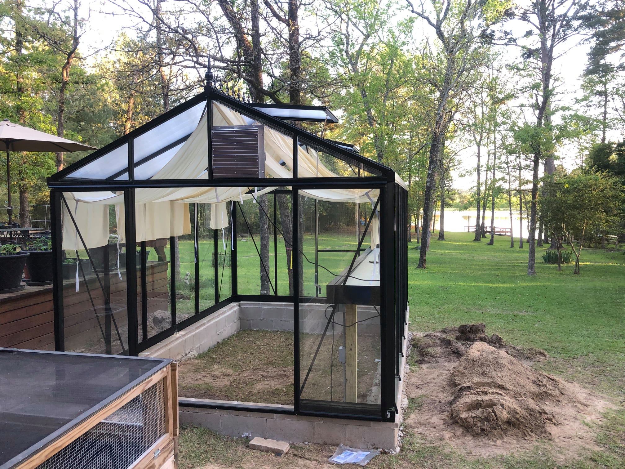 Royal Victorian Greenhouse - Royal Victorian™ 10X9X15.ft VI34 Greenhouse