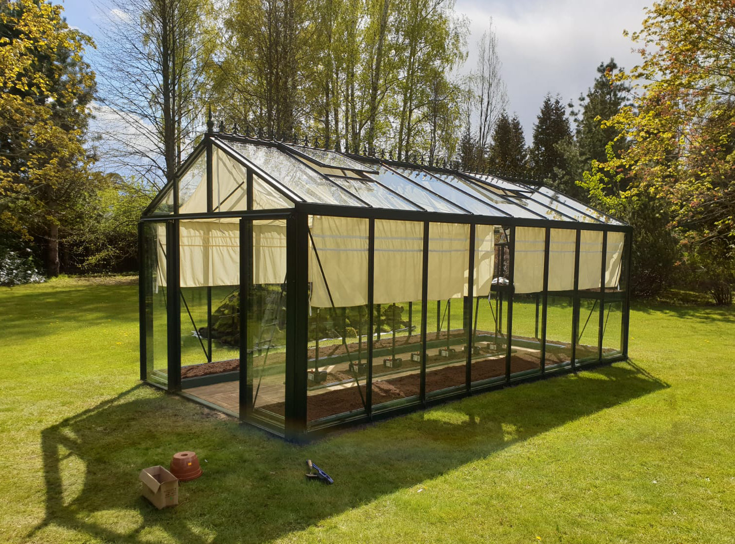 Royal Victorian Greenhouse - Royal Victorian™ 10X9X20.ft VI36 Greenhouse