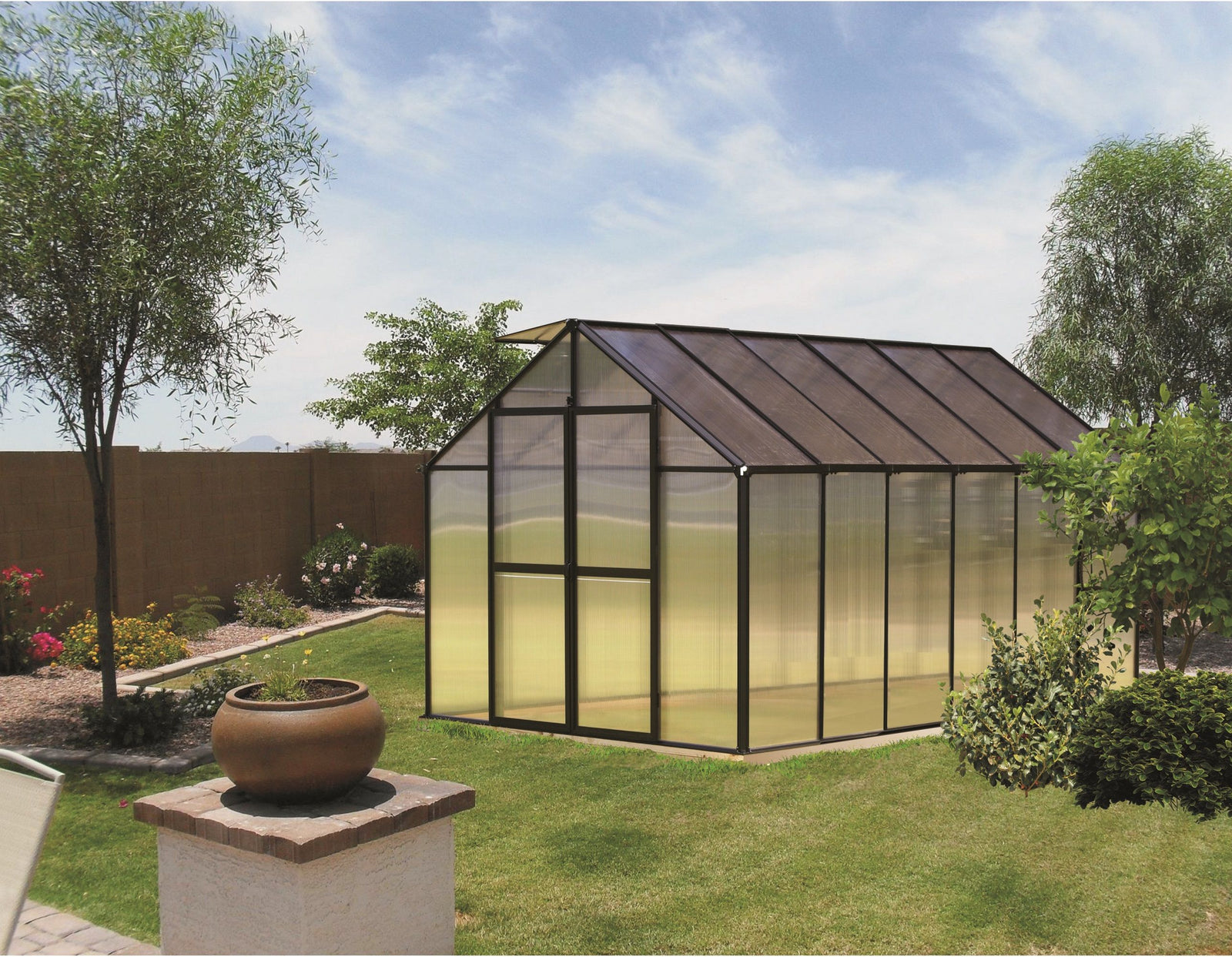 MONT greenhouse from Riverstone Industries