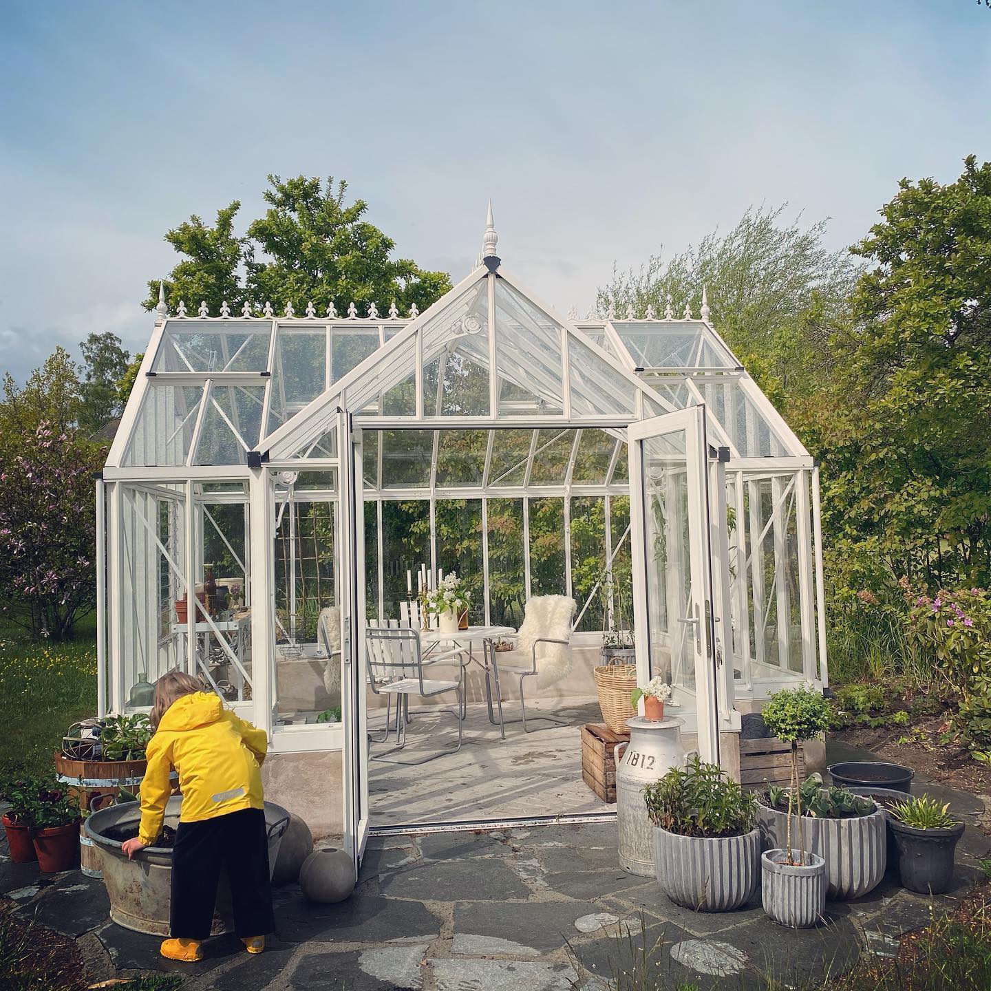 Victorian T-Shape - EOS™ 13X10X13.ft T-Shaped Greenhouse Ground Edition
