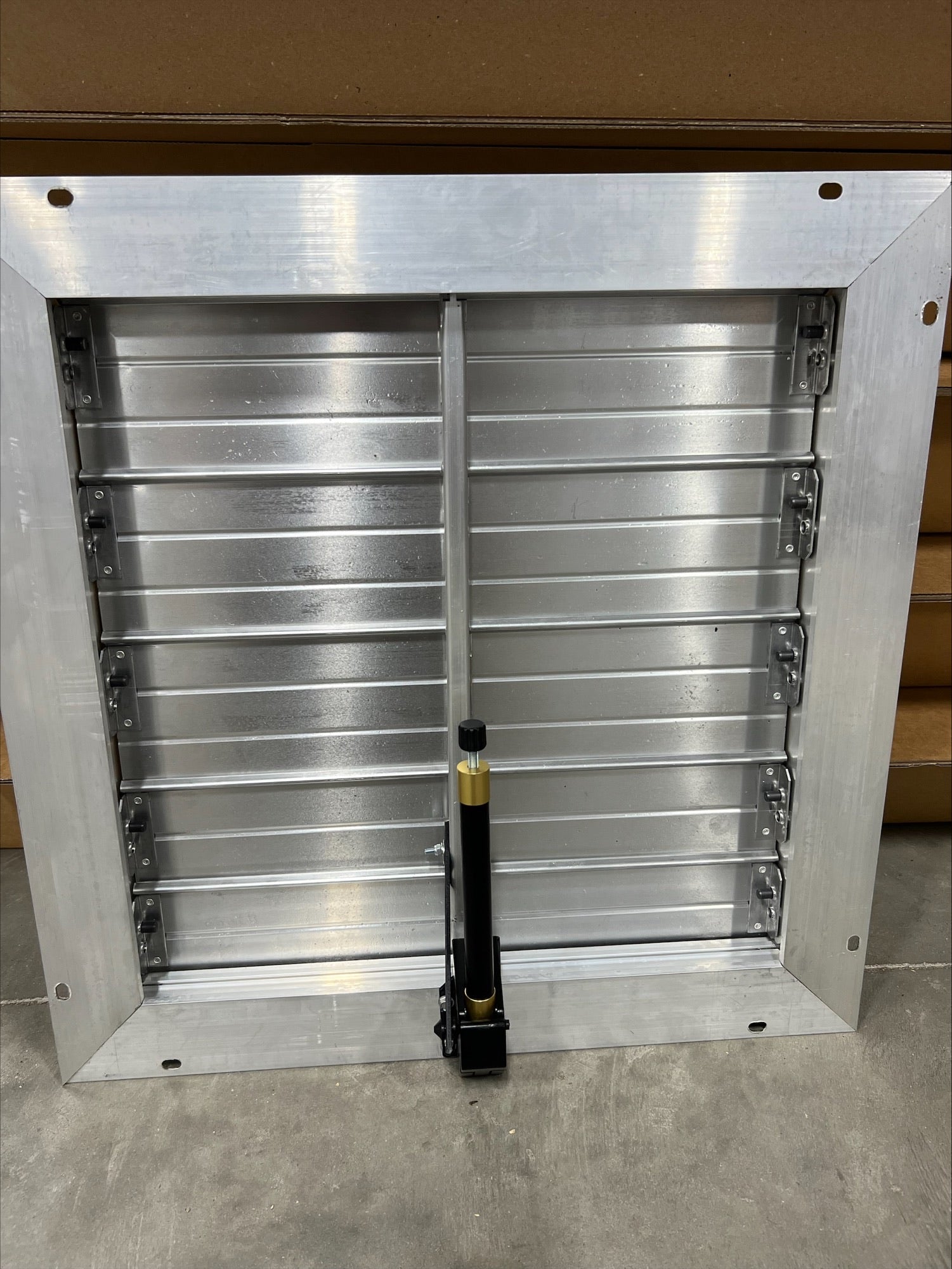 18 inch Louver Wall Mounted Window Automatic Opener