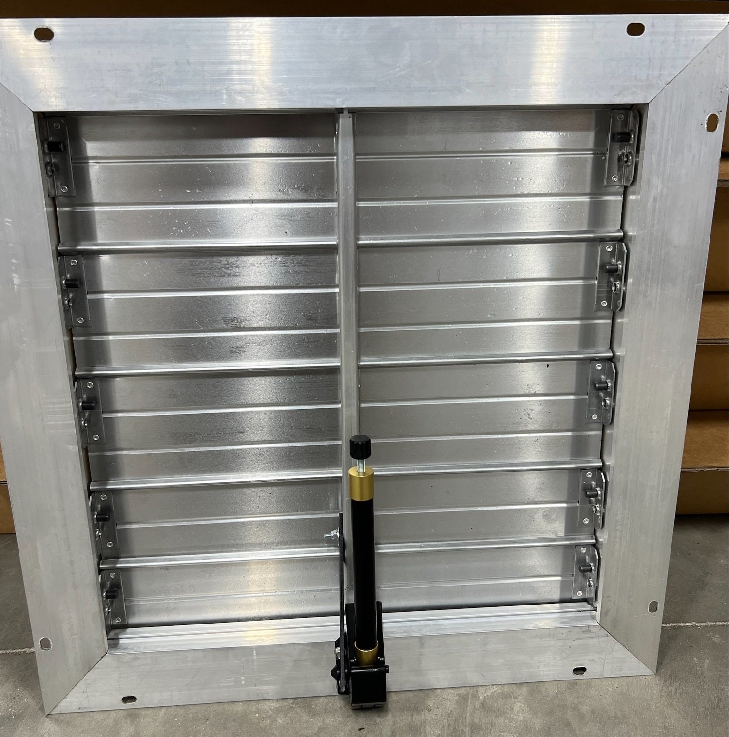 18 inch Louver Wall Mounted Window Automatic Opener