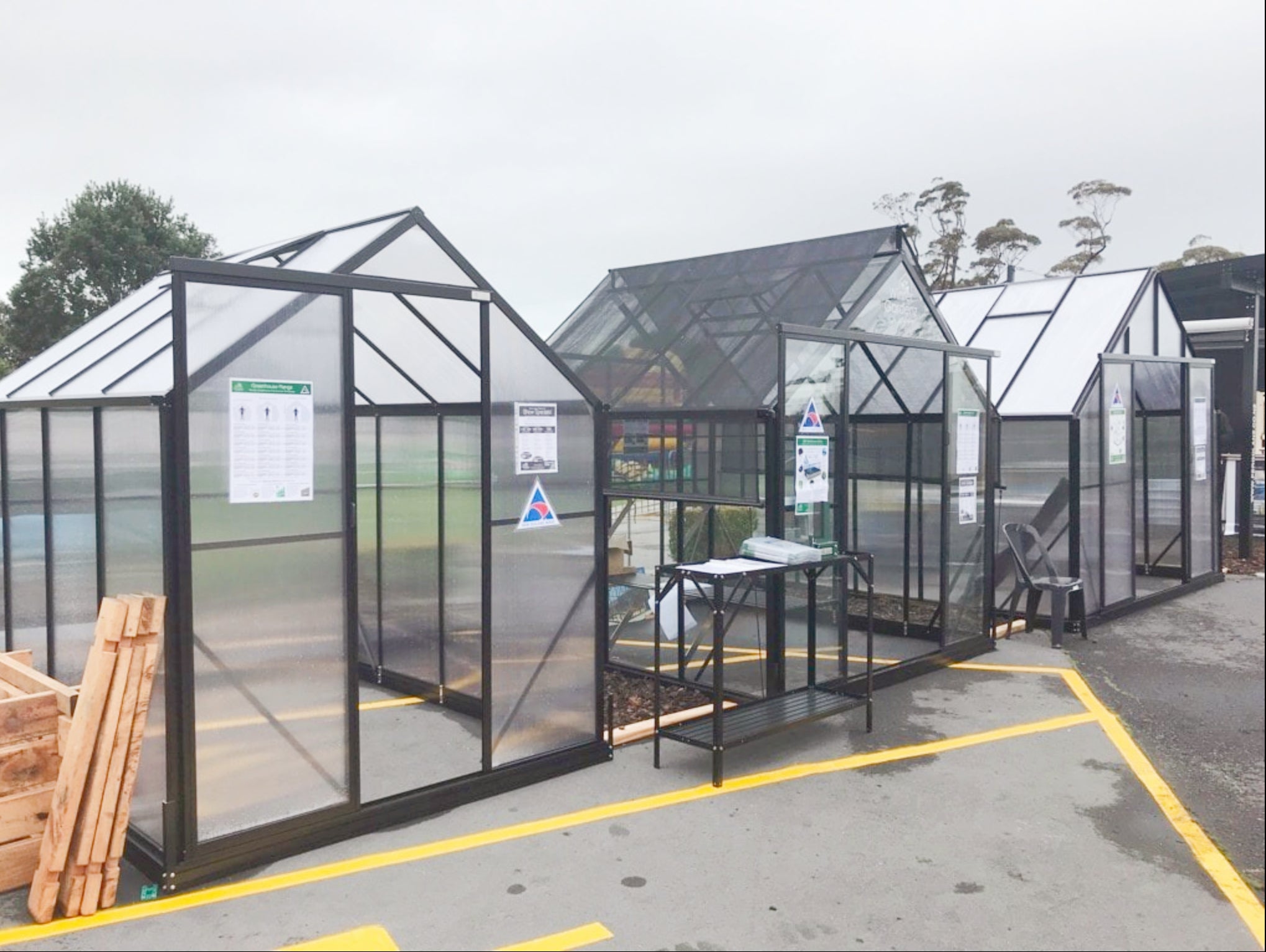 Winter Gardenz Greenhouse - Winter Gardenz™ 6x7x10 Super Duty Black Greenhouse