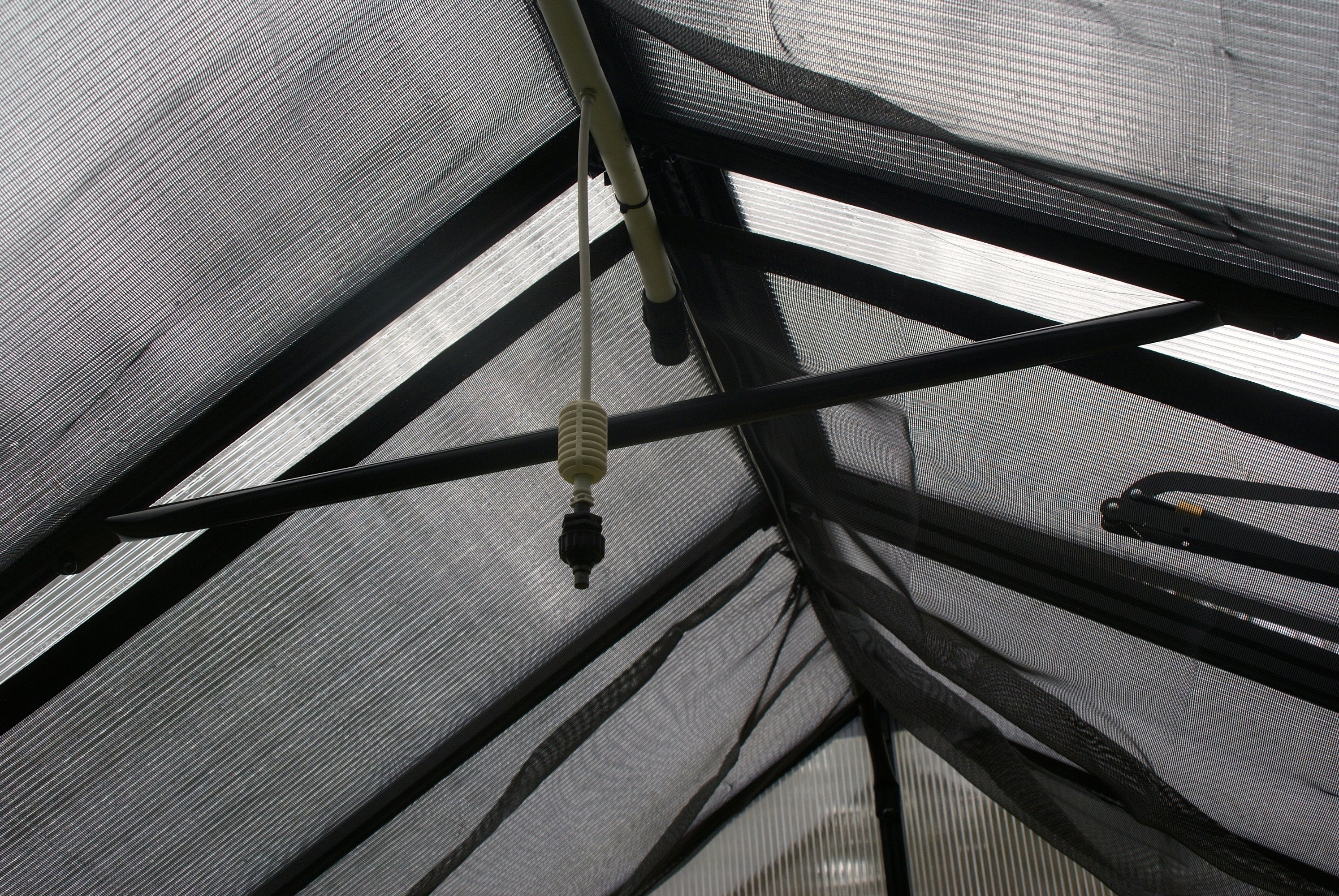 Automatic Watering System For MONT™ Greenhouses - Dive To Garden