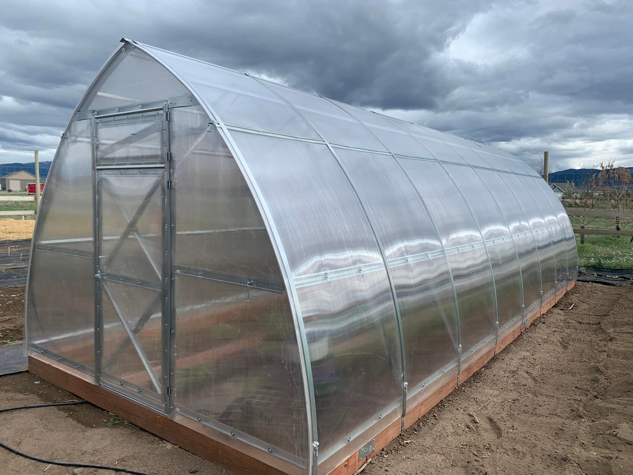 Sungrow 26™ 10x8x26.ft Greenhouse - Dive To Garden