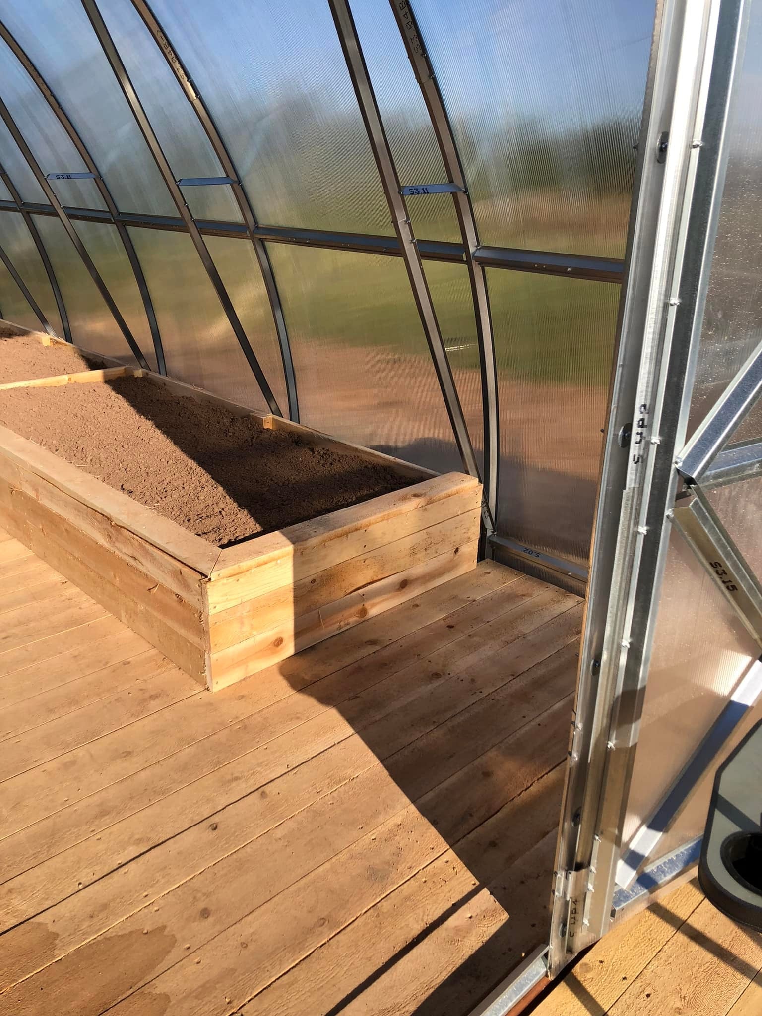 Sungrow Compact™ 10x8x6ft. Greenhouse - Dive To Garden